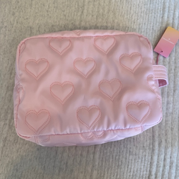 Pink Heart Patterned Pouch - Picture 4 of 13